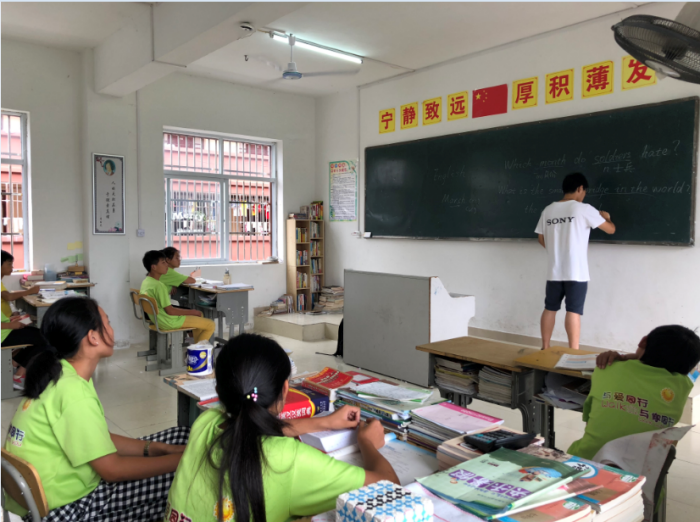 索尼聯(lián)手清華學(xué)子赴安徽金寨大別山老區(qū)開展支教活動(dòng)(圖5)